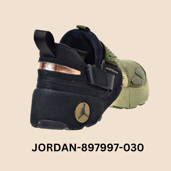 Jordan Trunner LX "Camo" Grade School Style# 897997-030